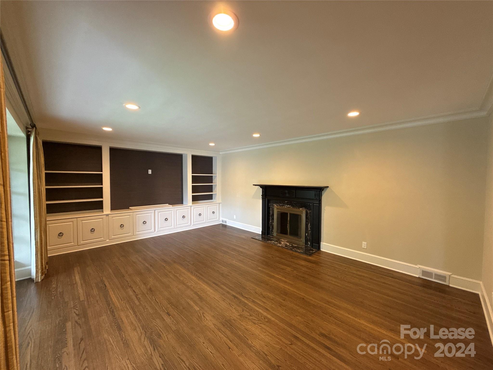 Myers Park - Residential Lease