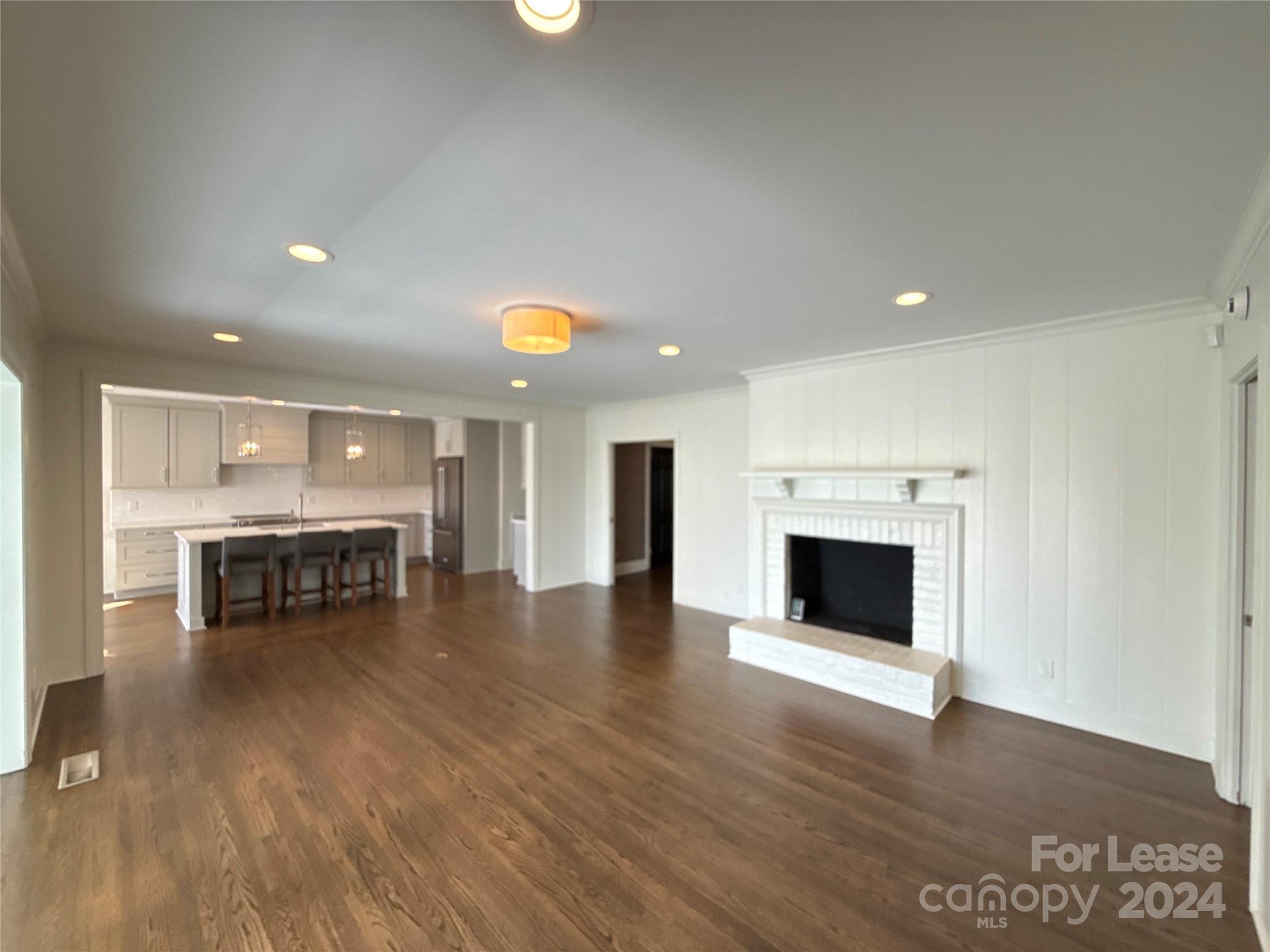 Myers Park - Residential Lease