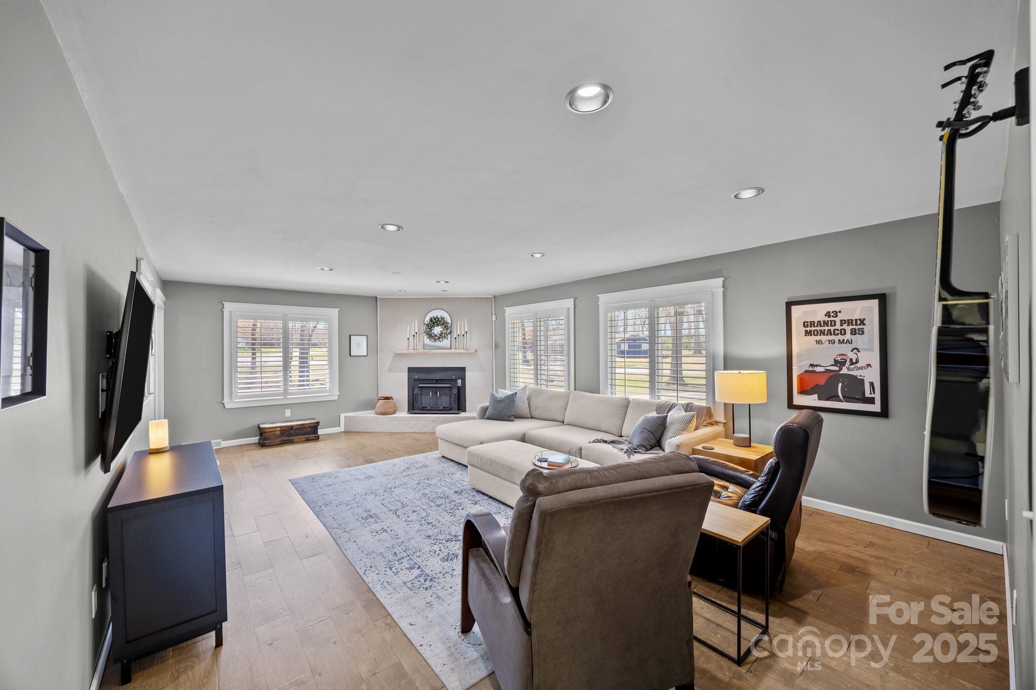 Carolando - Residential