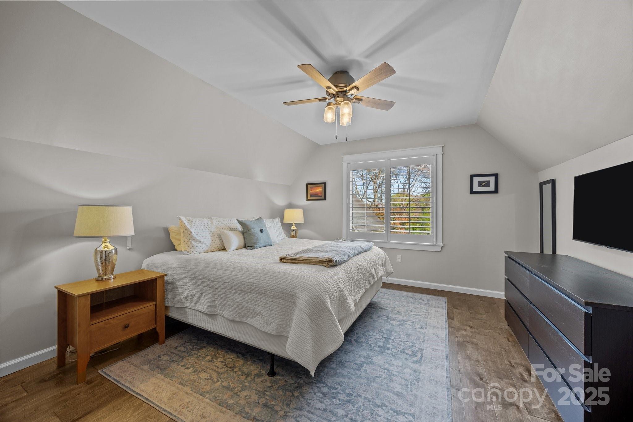 Carolando - Residential