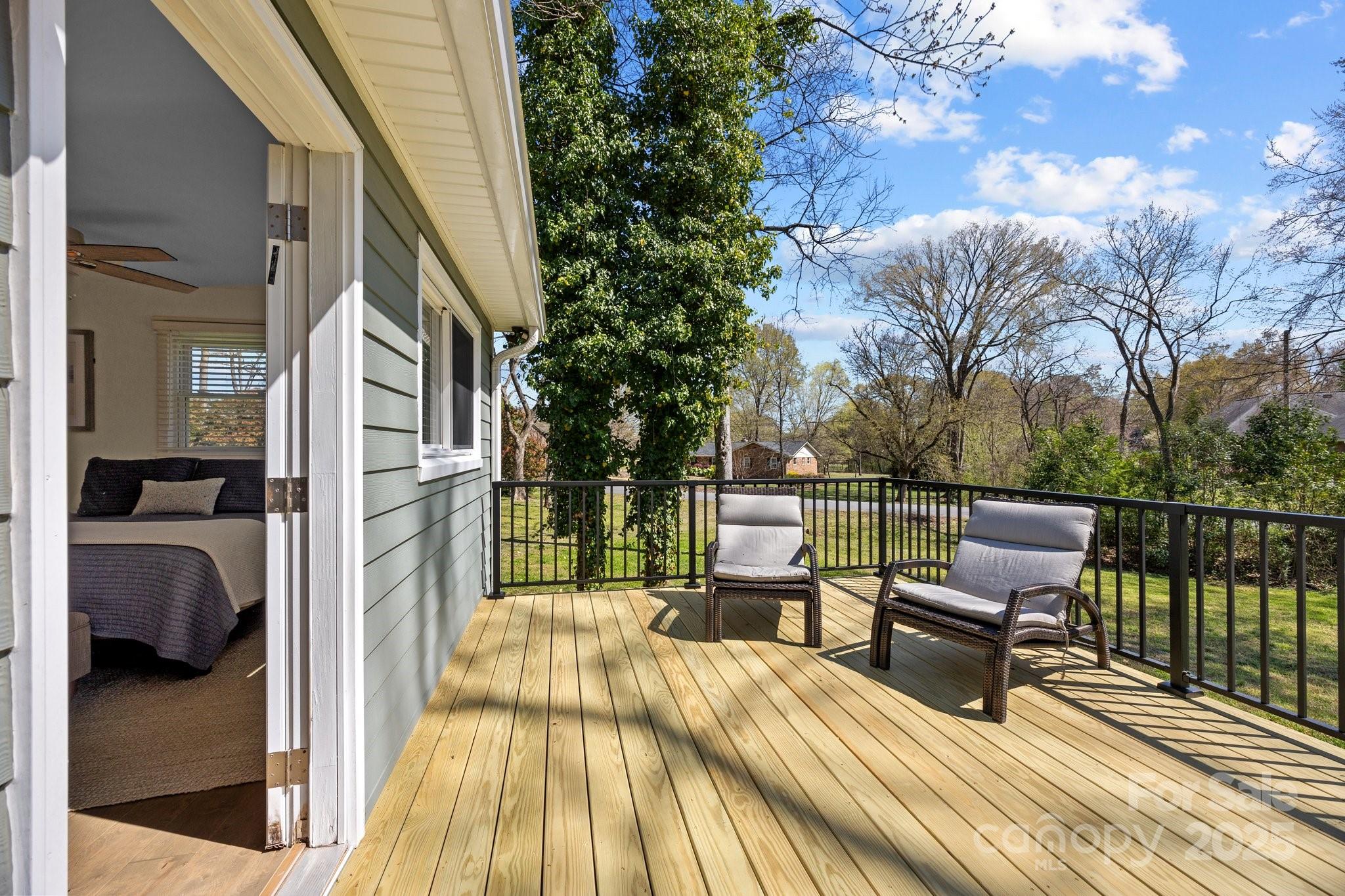 Carolando - Residential