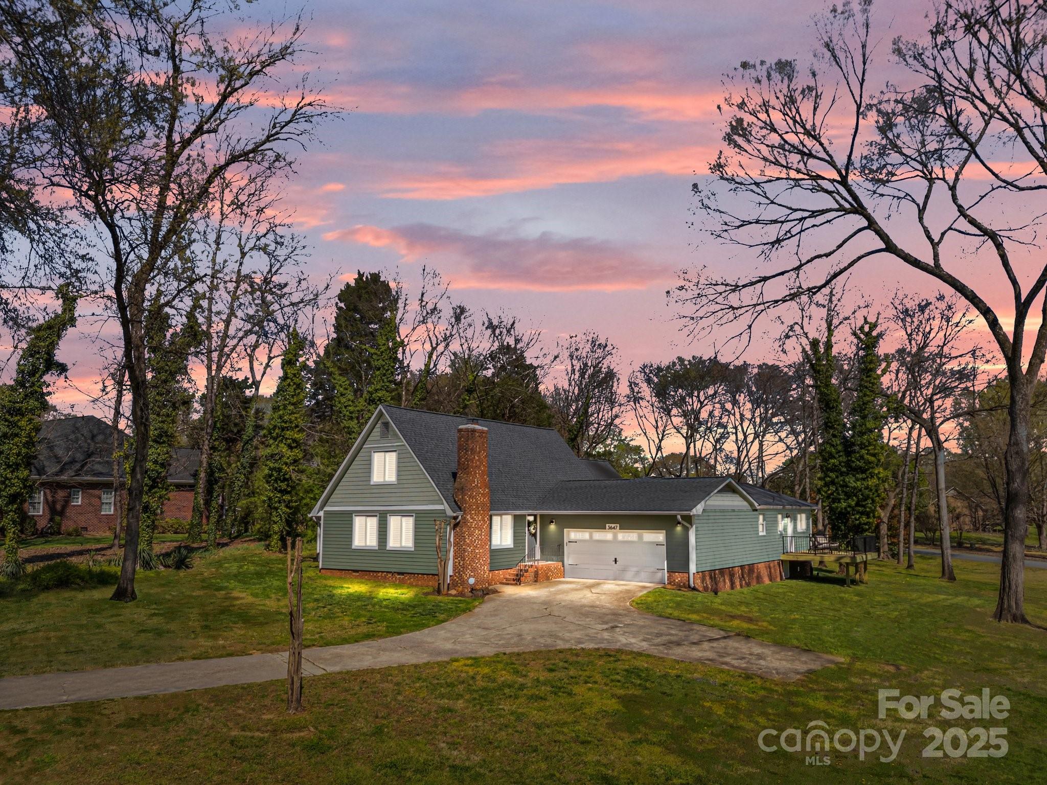 Carolando - Residential