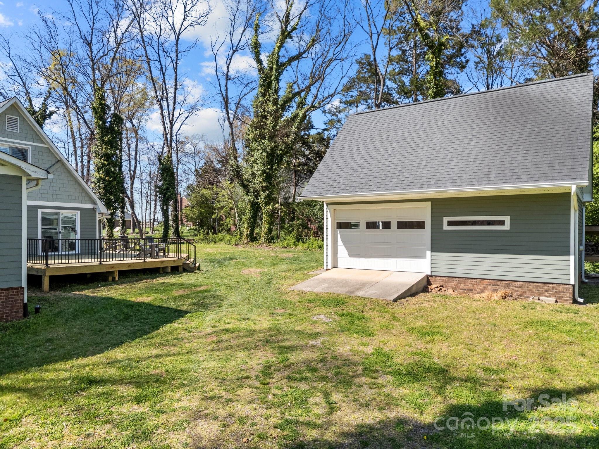 Carolando - Residential