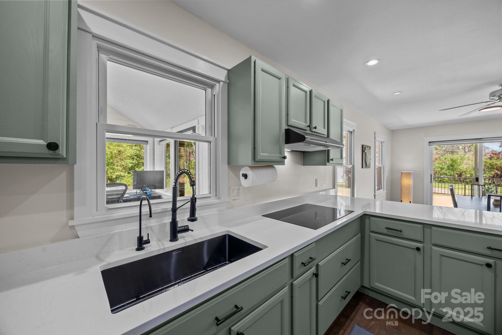 Carolando - Residential