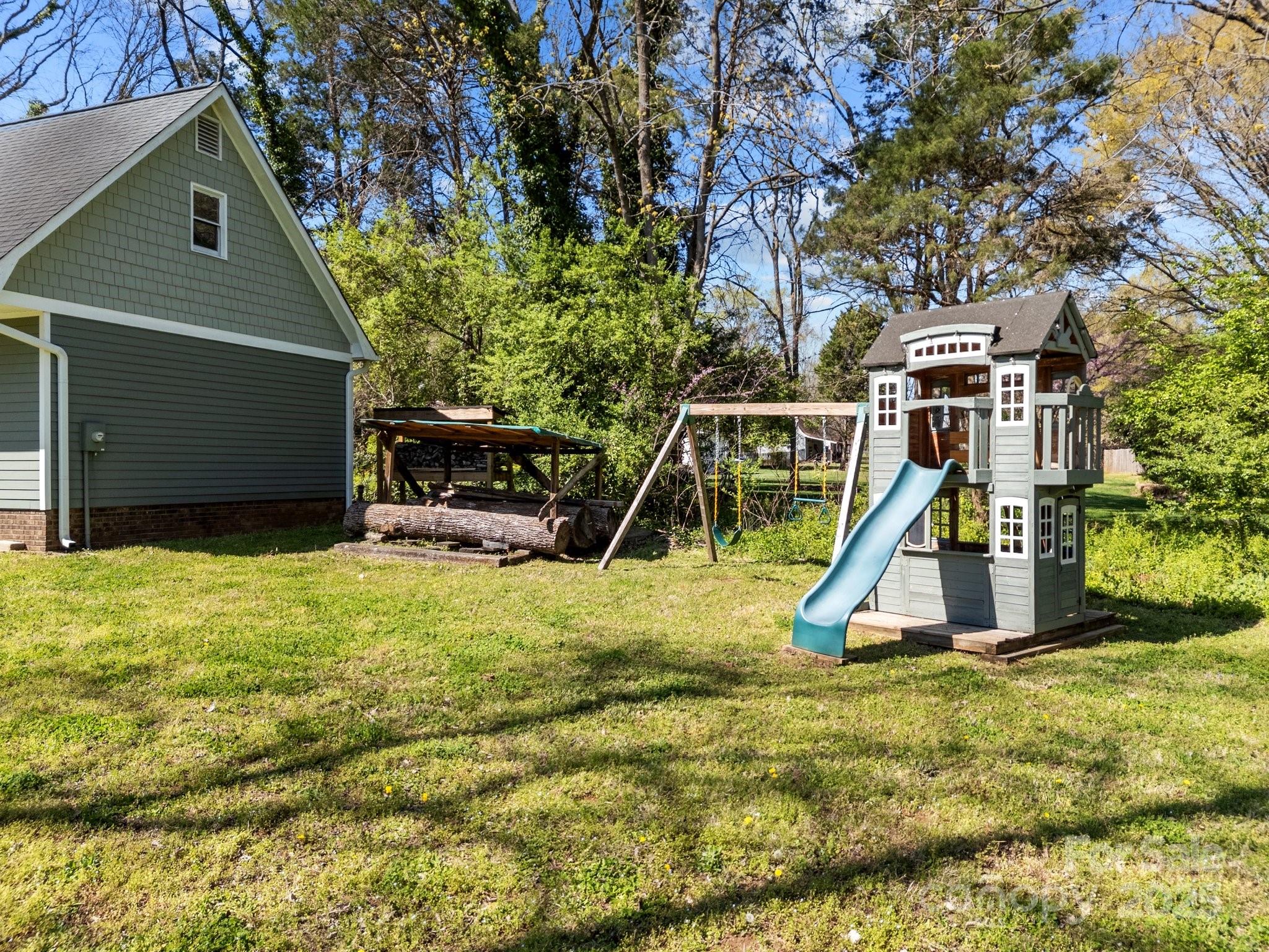 Carolando - Residential