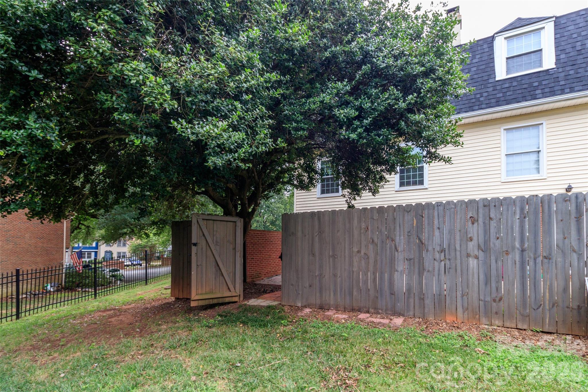 Sharon South - Residential