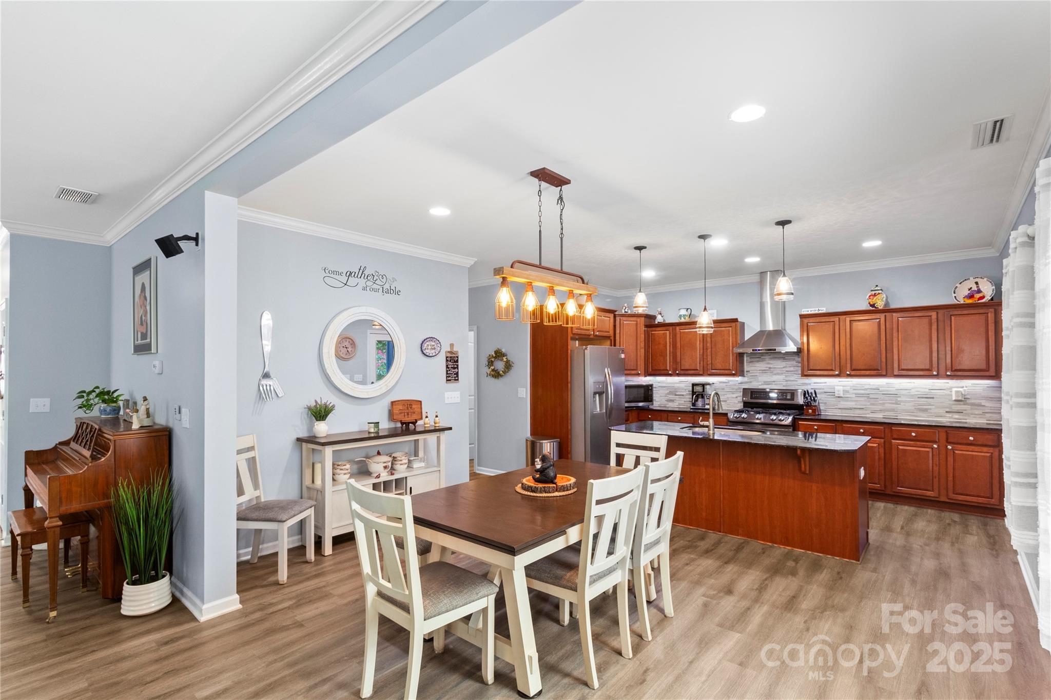 Balmoral - Residential