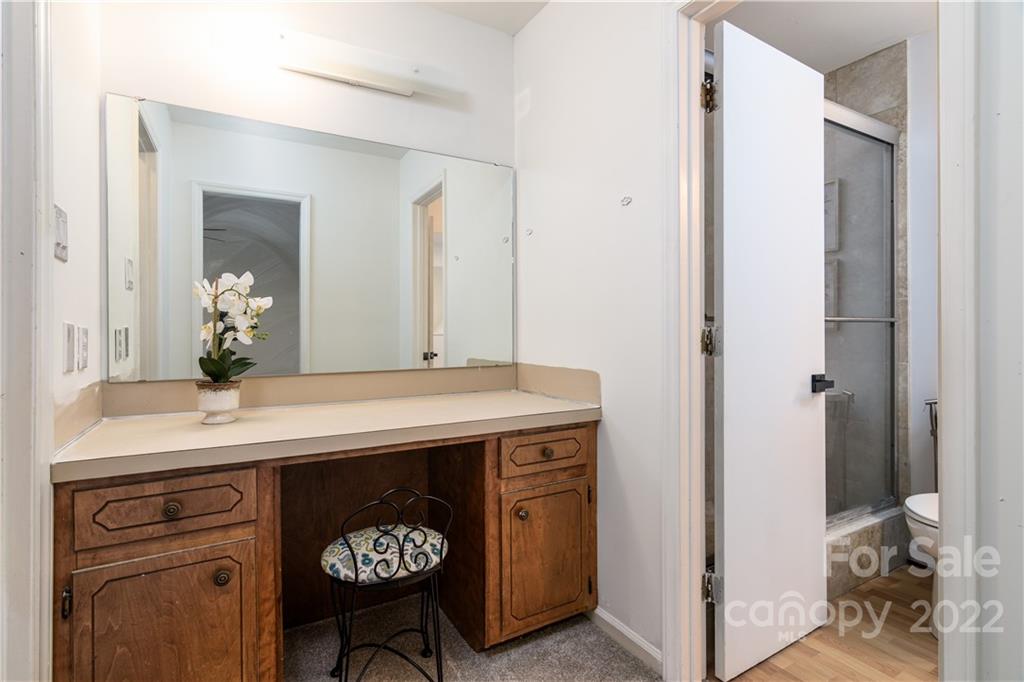 Tega Cay - Residential