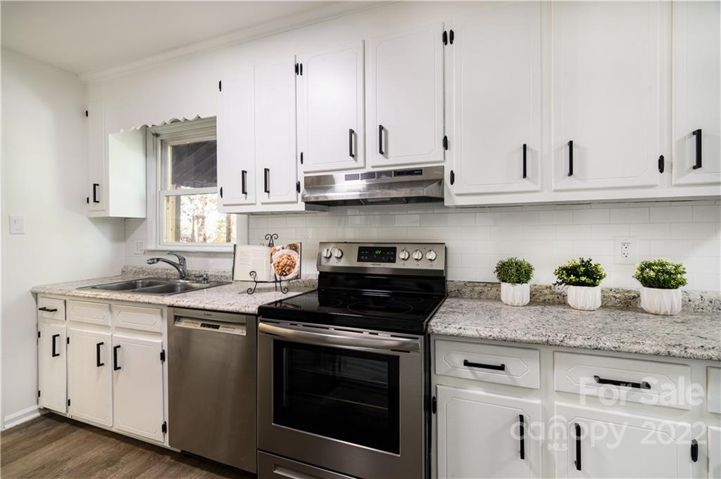 Tega Cay - Residential
