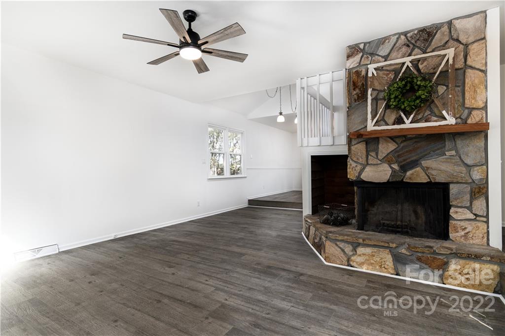 Tega Cay - Residential