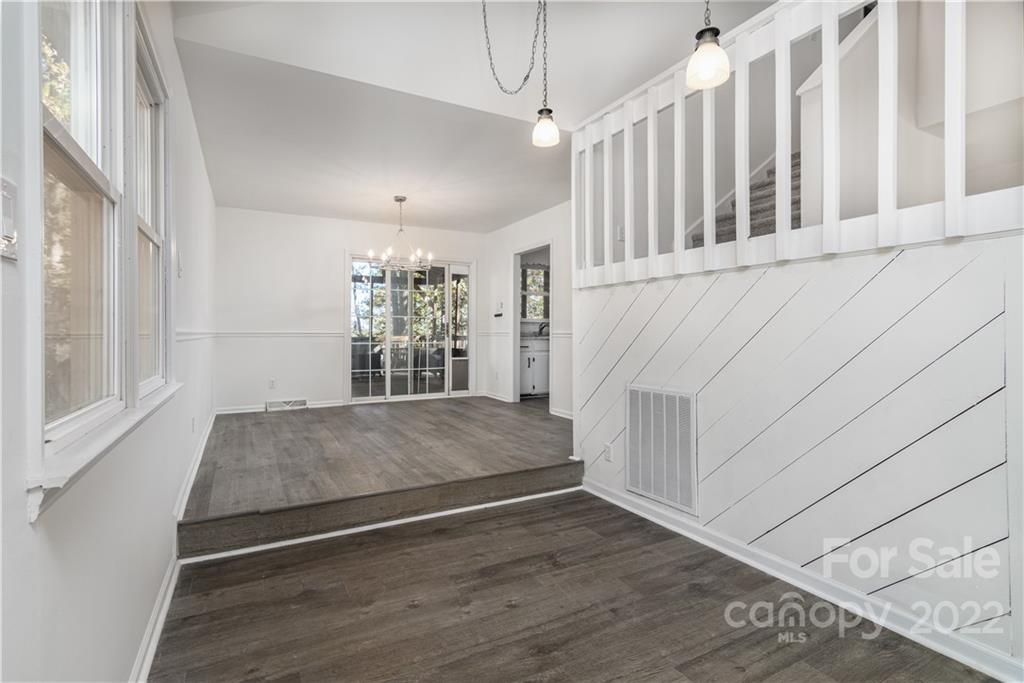 Tega Cay - Residential