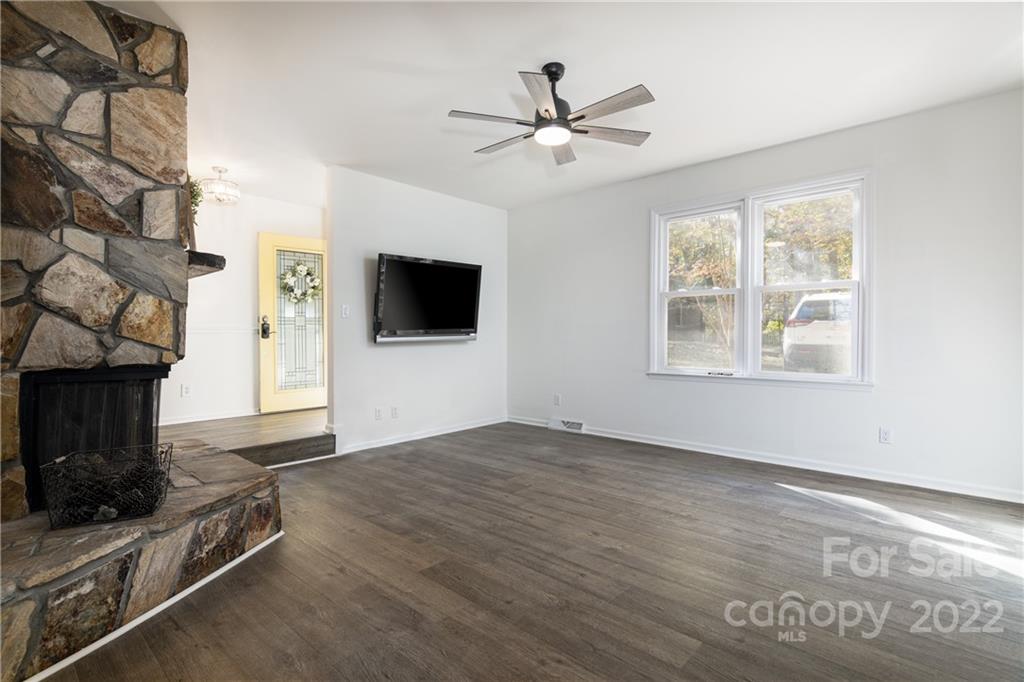 Tega Cay - Residential
