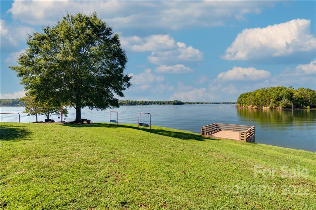 Tega Cay - Residential