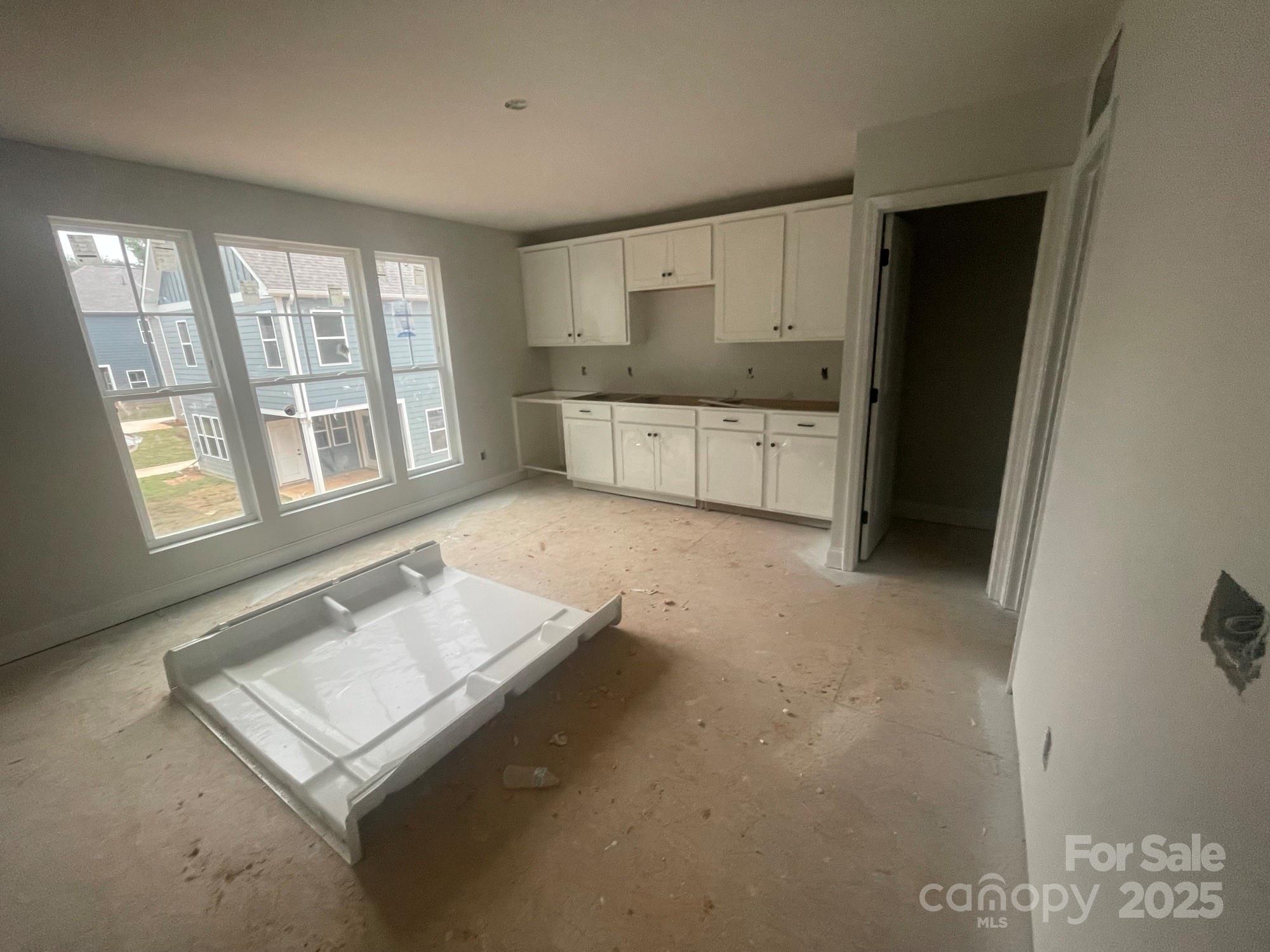4020 Grommet Court