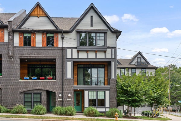 3015 KALEX CT, CHARLOTTE, NC 28204 - Image 8e4ef4083efa5dbee1b4cc93d1cd82da/337636420