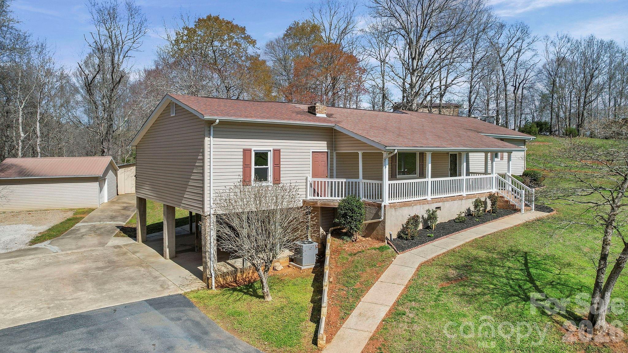 4698 Forest View Road