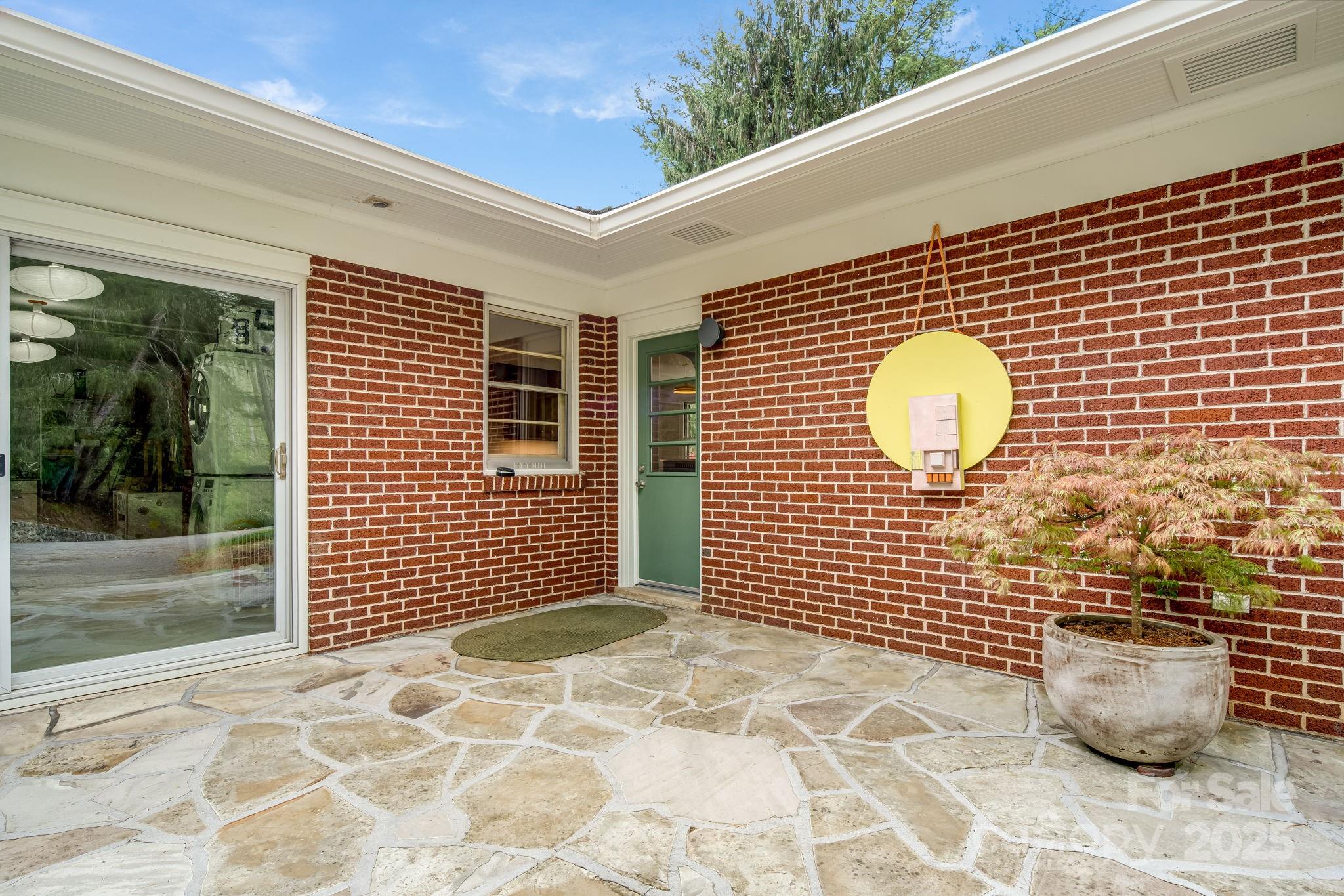 80 Sunset Drive