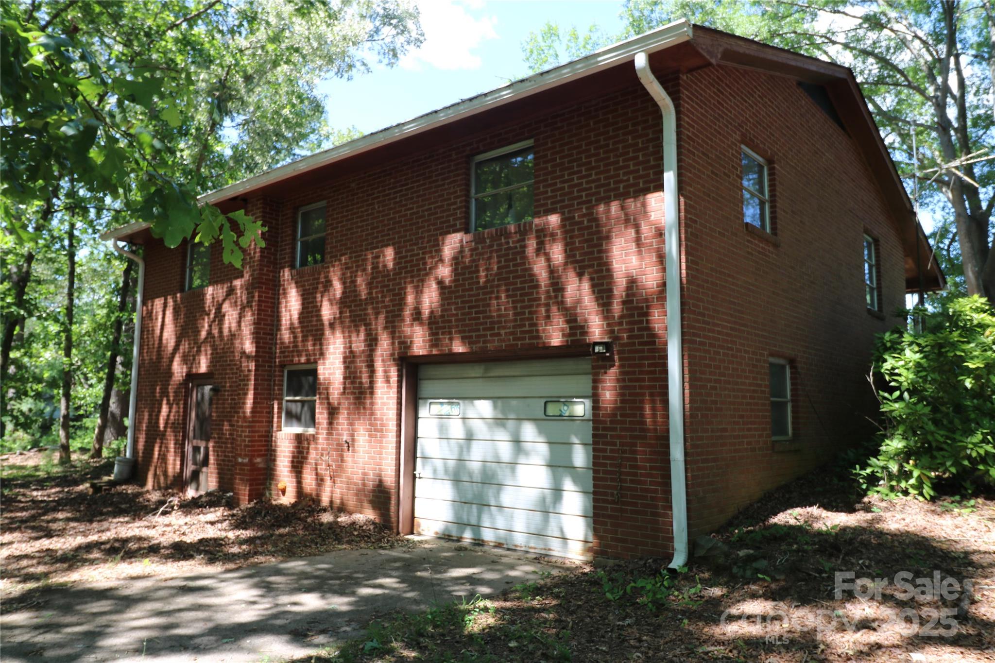219 Greene Road