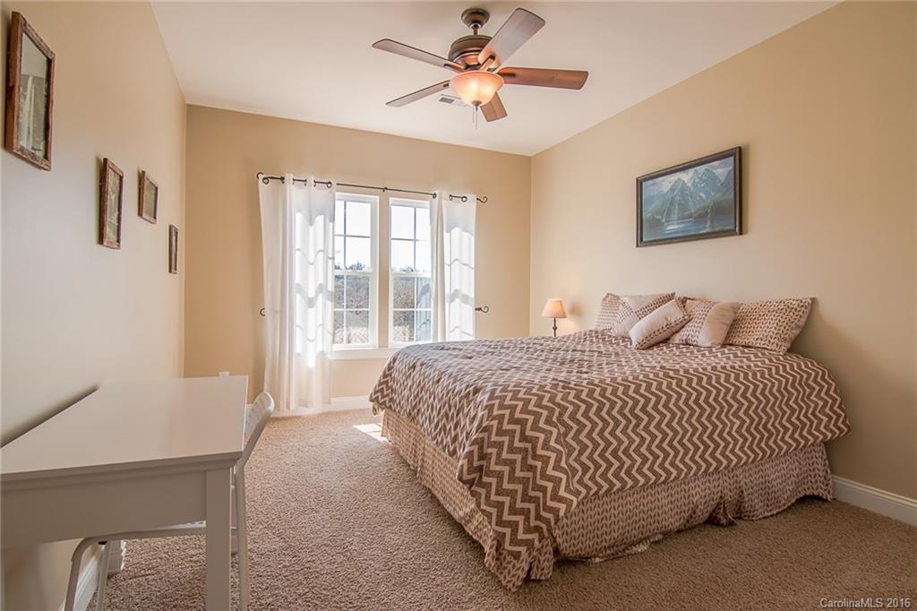 The Palisades - Residential