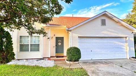 Photo of 2434 Summer Meadow Court, Charlotte, NC 28216 (MLS # 4315356)