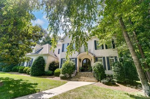 Photo for 912 Maple Hill Lane