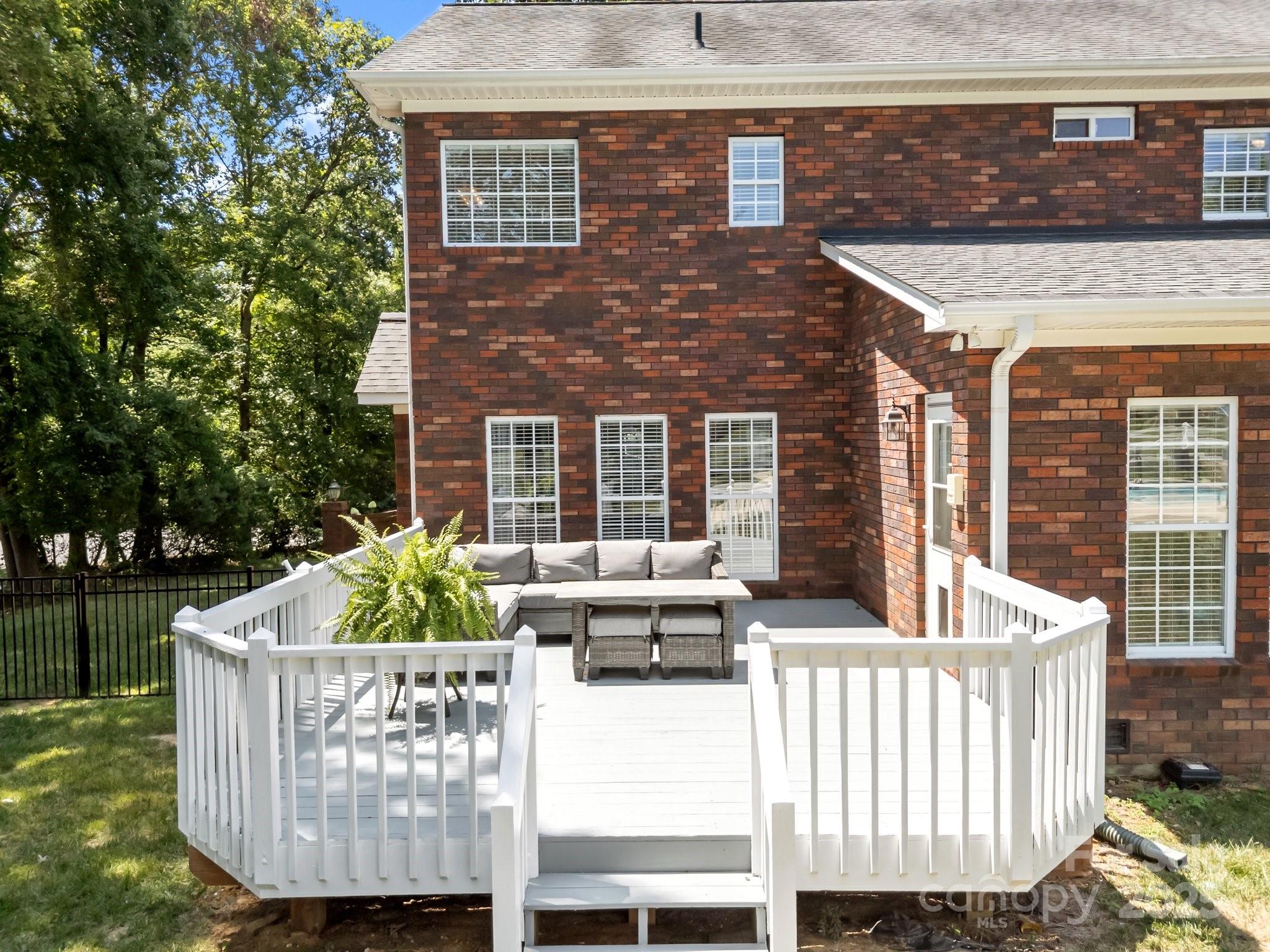 133 Water Oak Lane
