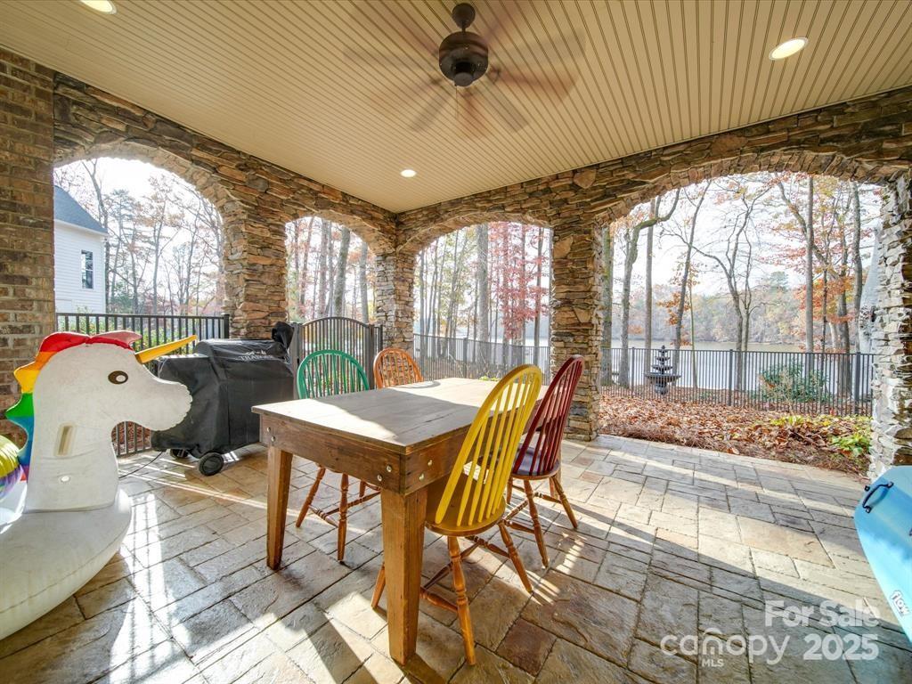 Sunset Pointe - Residential