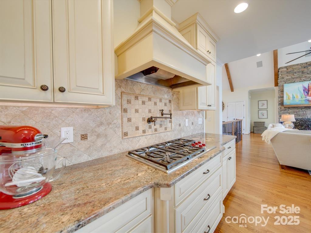 Sunset Pointe - Residential