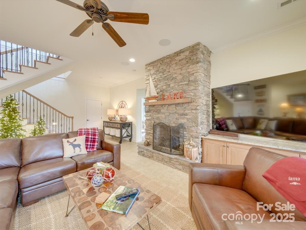 Sunset Pointe - Residential