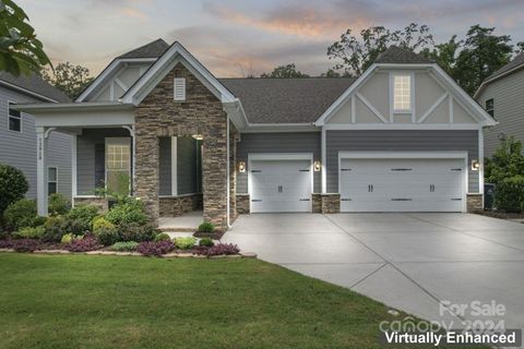 Photo for 13928 Heron Crest Trace
