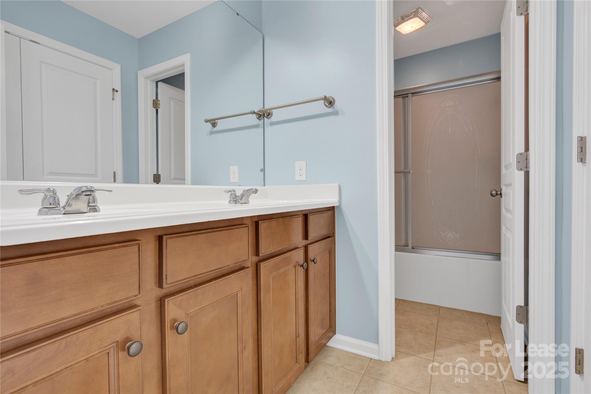 The Chimneys of Marvin - Residential Lease