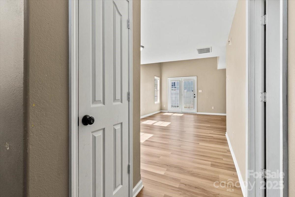 8610 Sawleaf Court