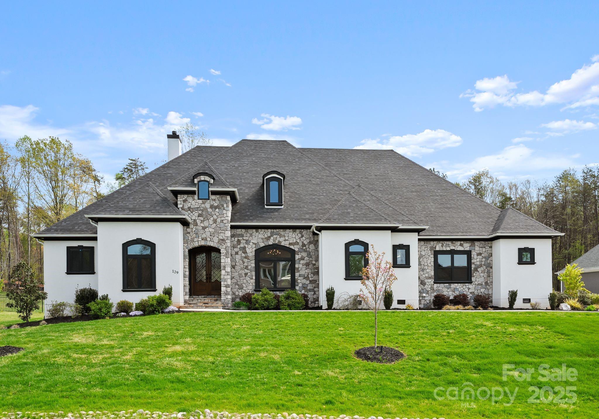 129 Hunts Landing Drive