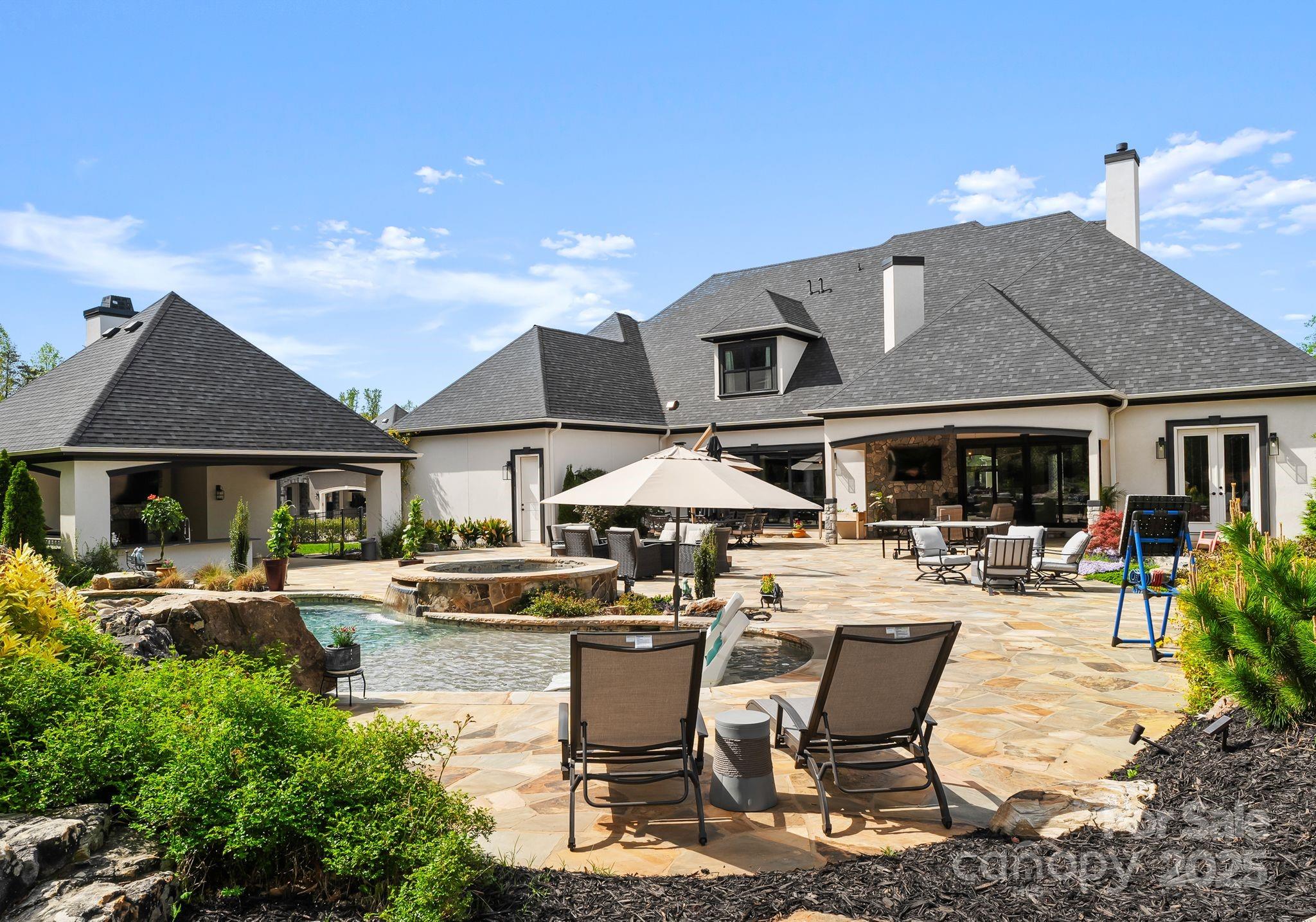 Hunts Landing - Residential