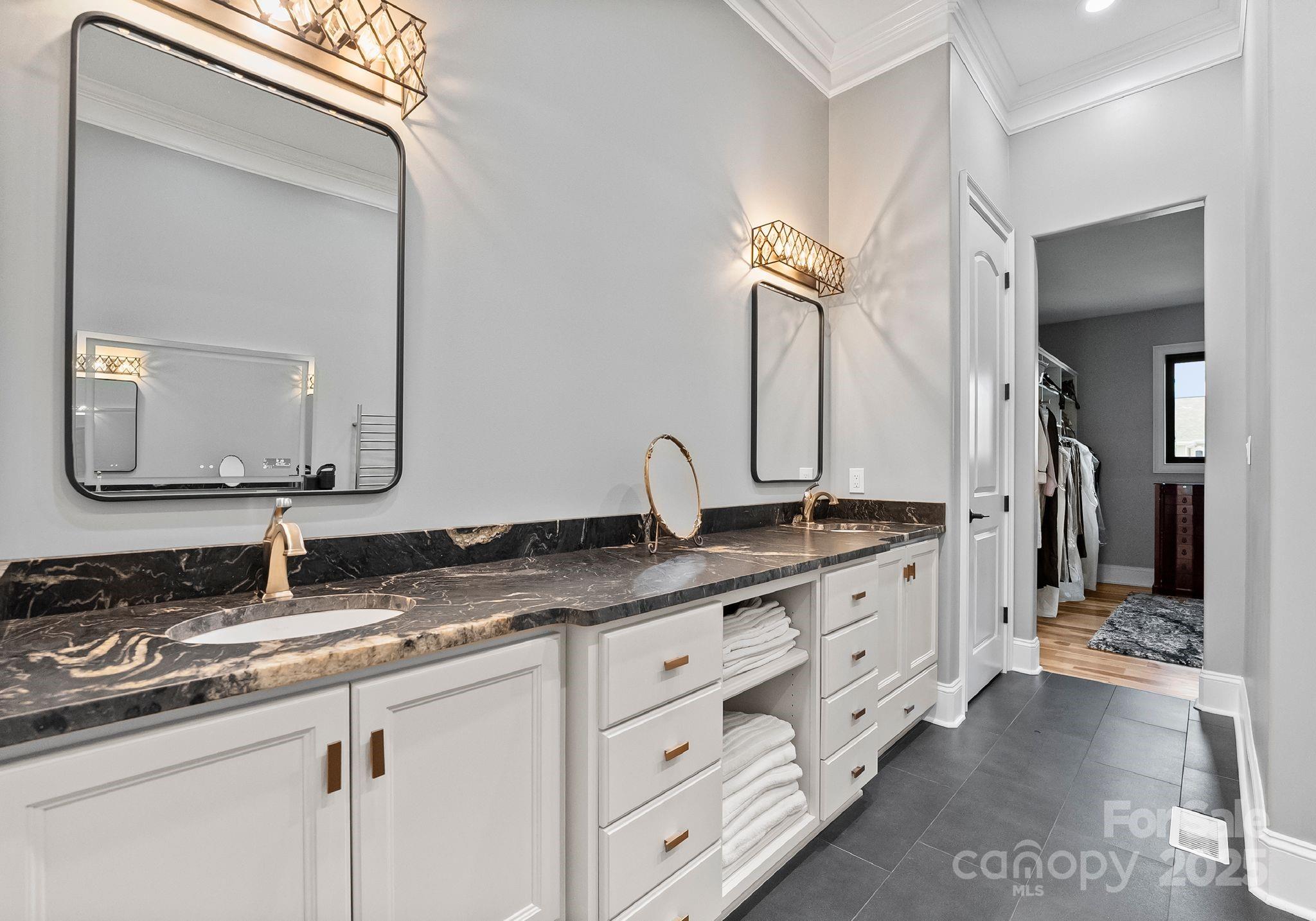 Hunts Landing - Residential