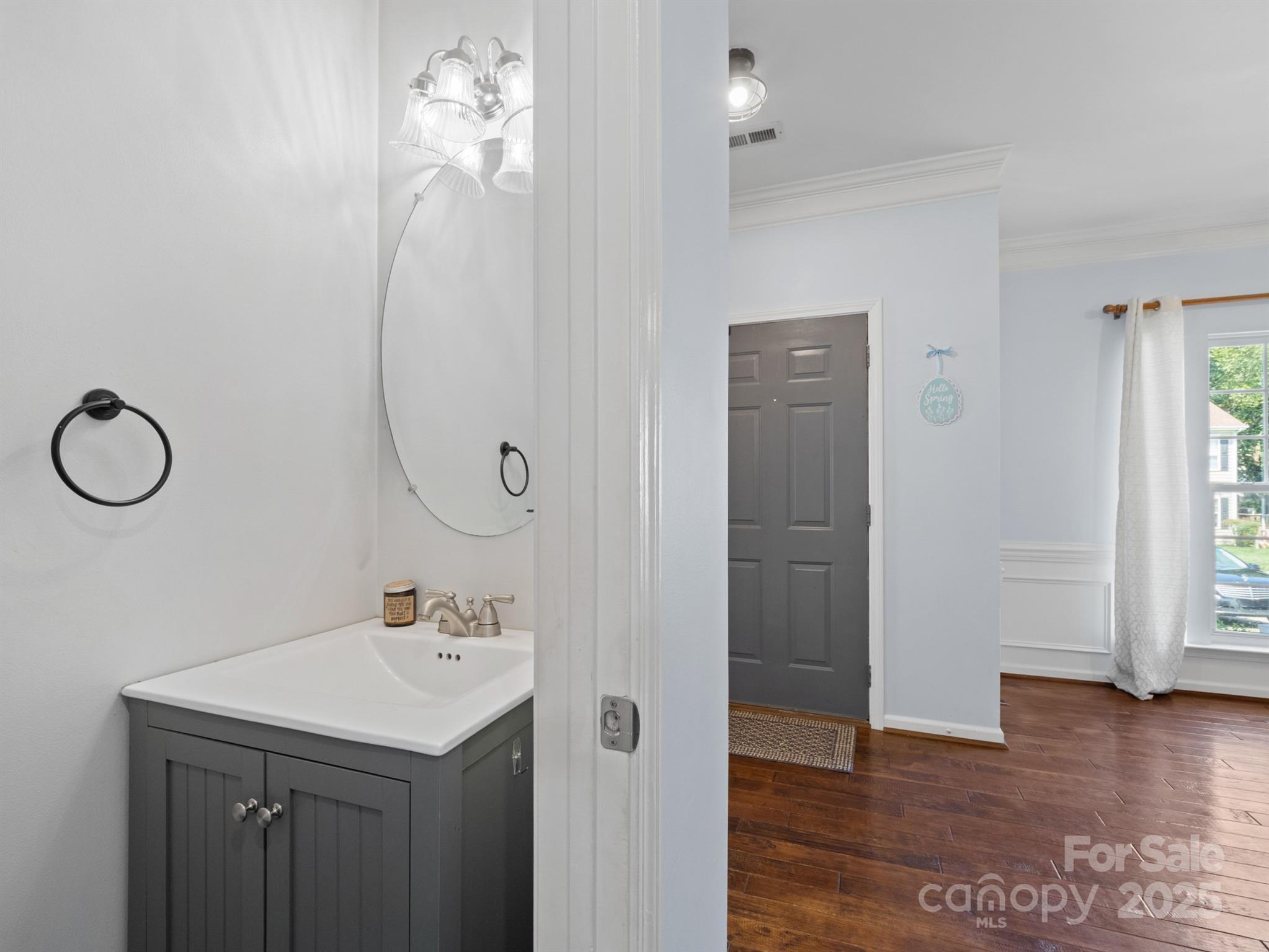 5535 Whispering Wind Lane