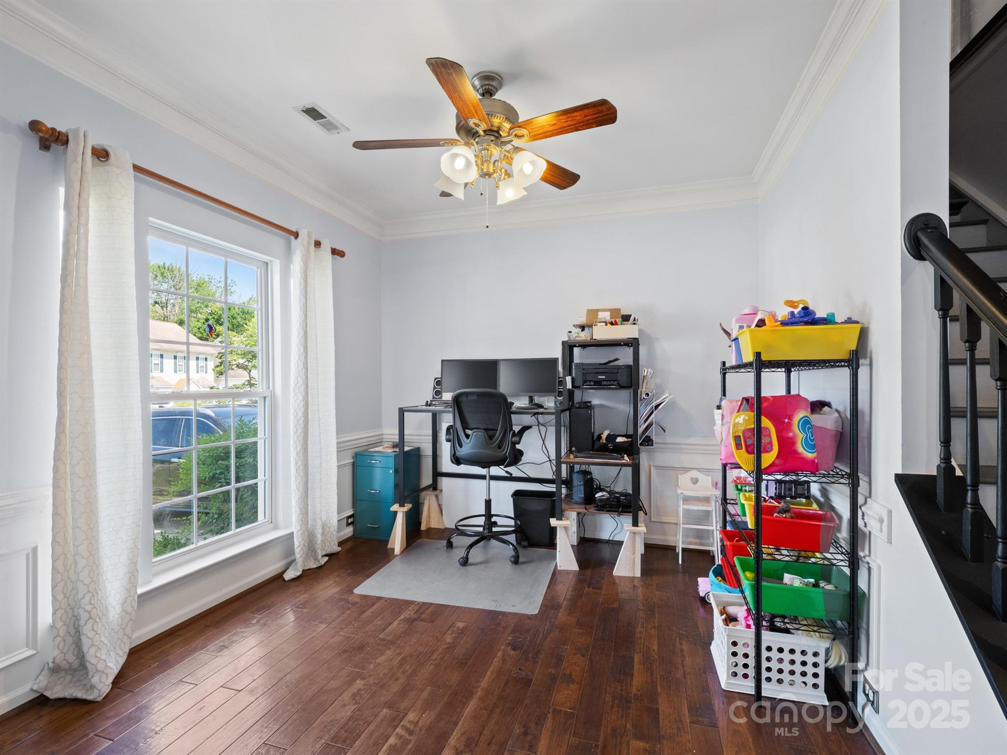 5535 Whispering Wind Lane