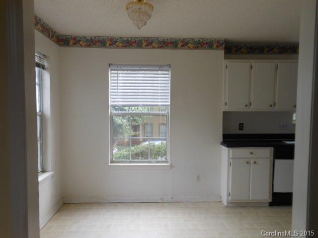 Olde Whitehall - Residential