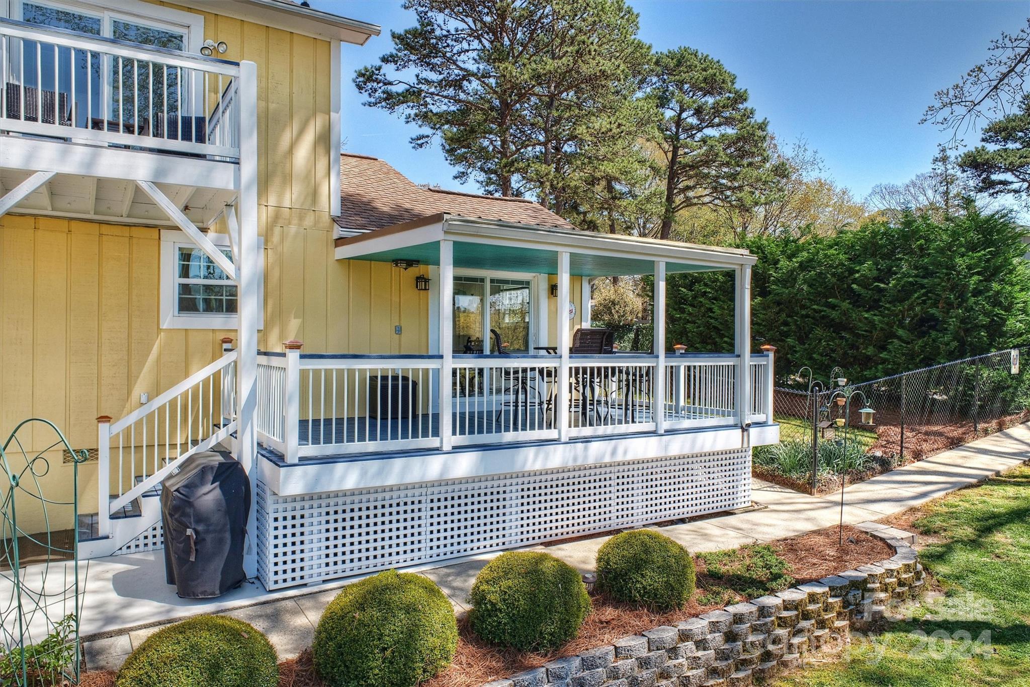 Tega Cay - Residential