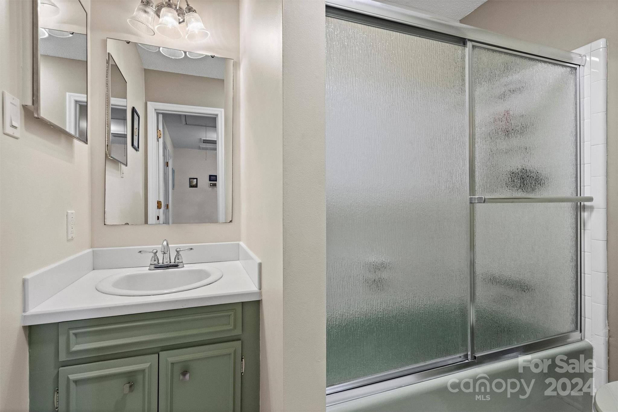 Tega Cay - Residential