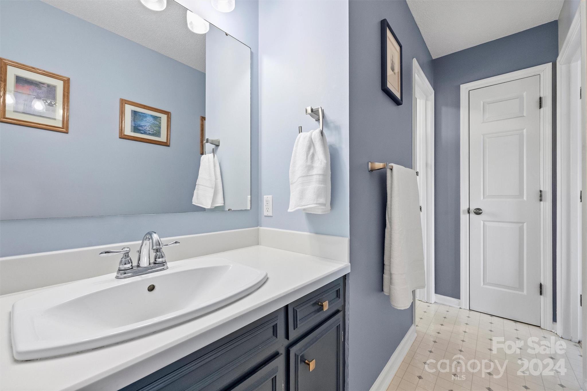 Tega Cay - Residential