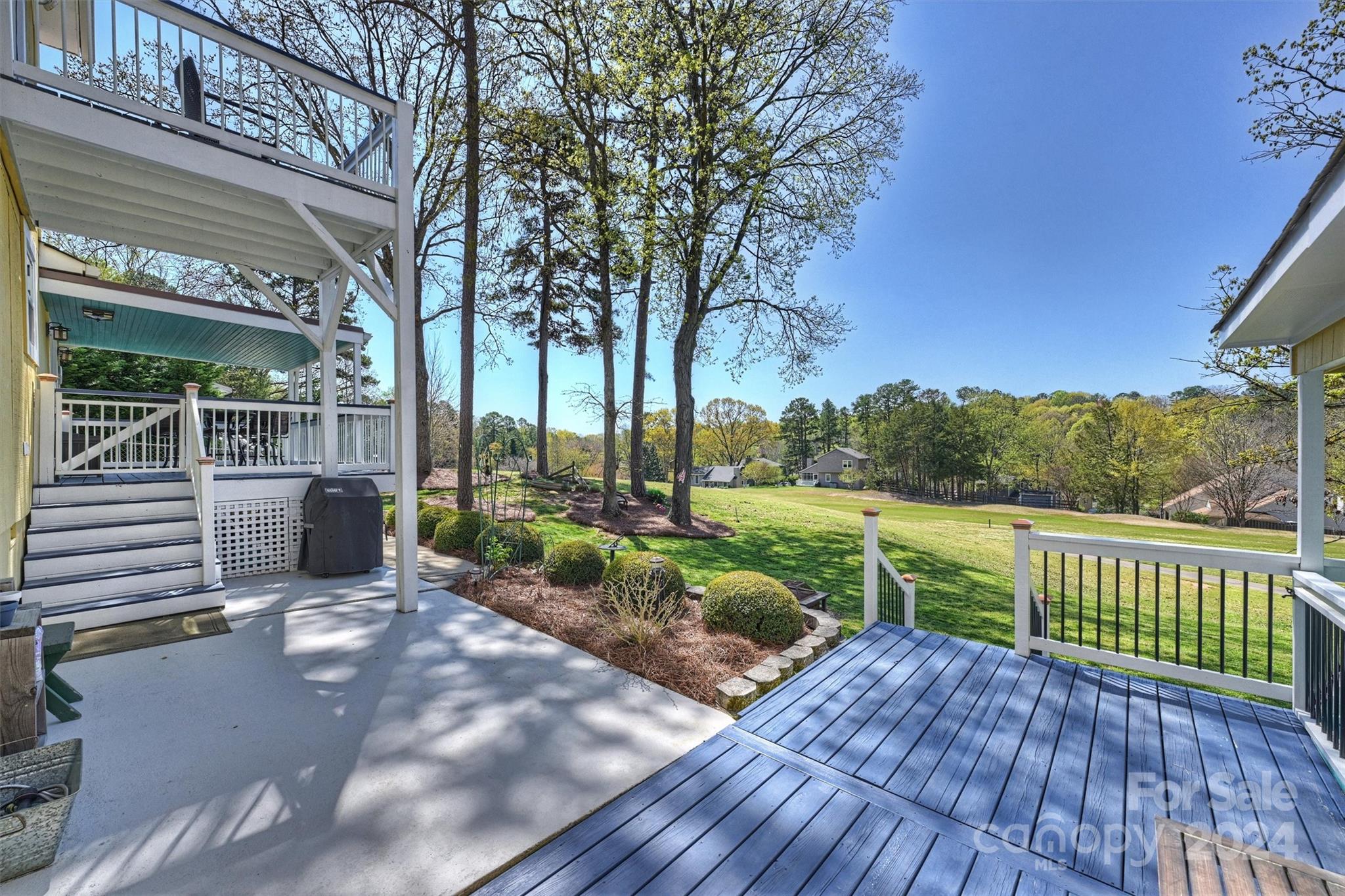 Tega Cay - Residential