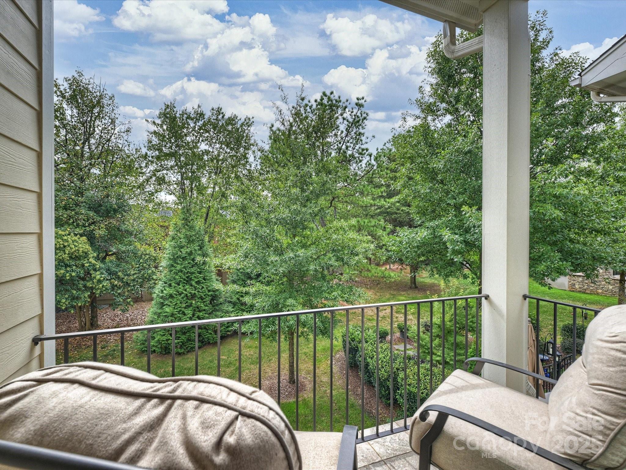 Avignon at SouthPark - Residential