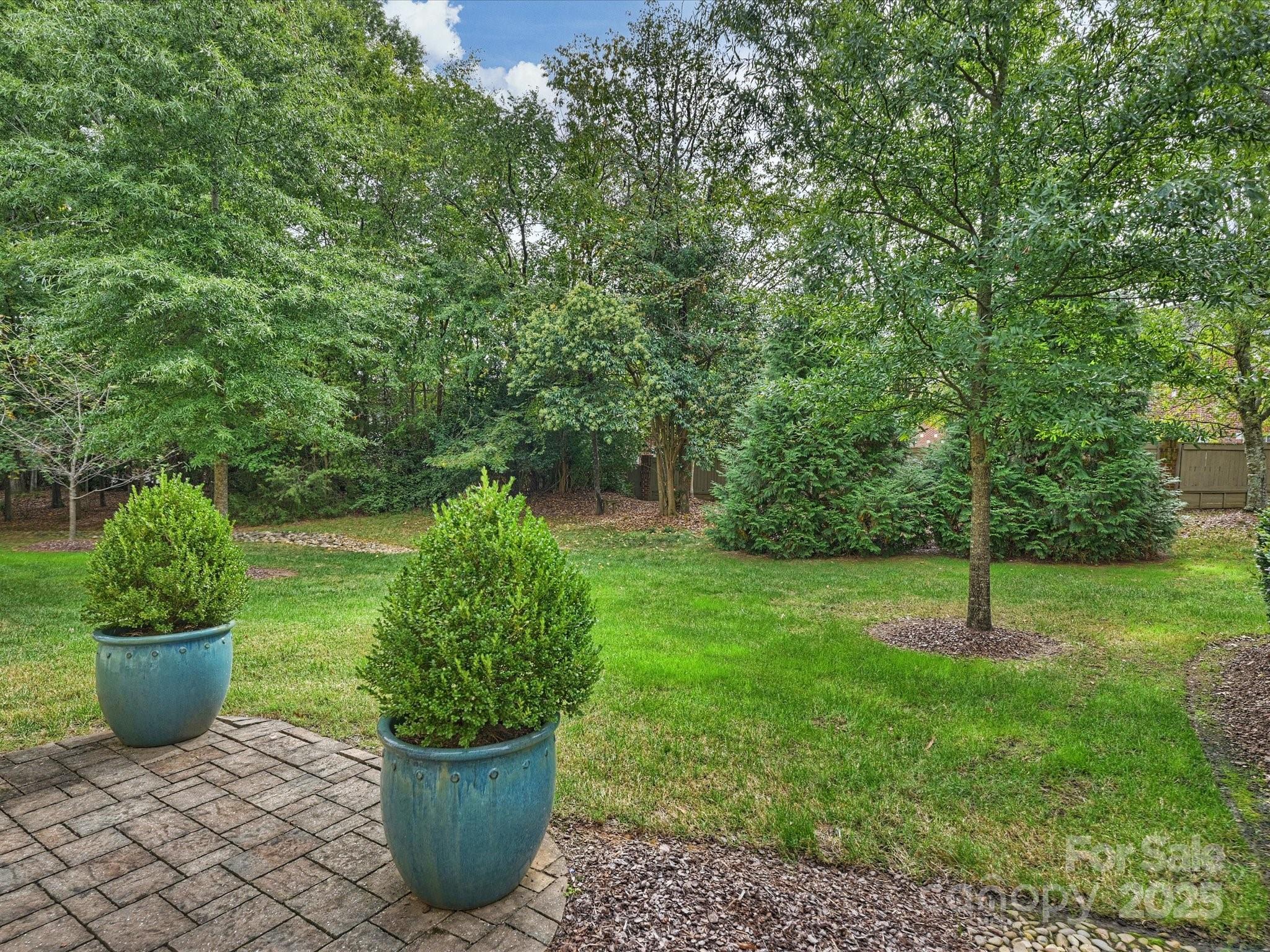 Avignon at SouthPark - Residential