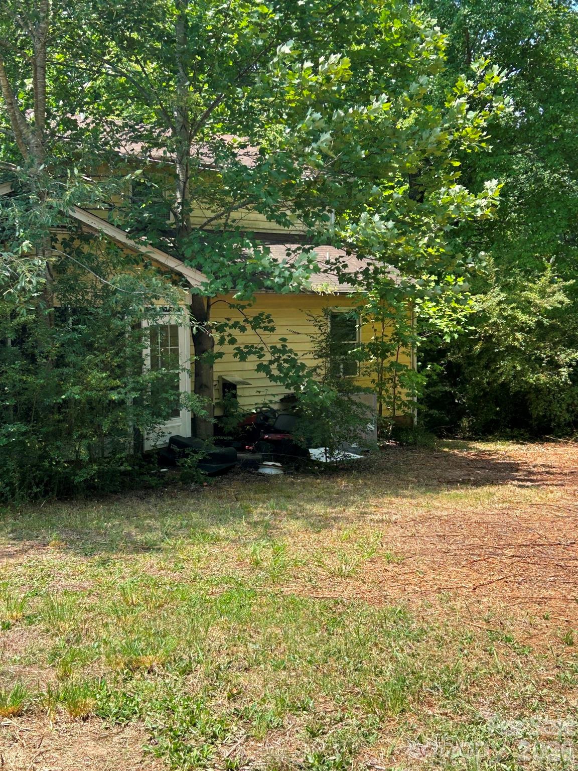 648 Tracy Lane