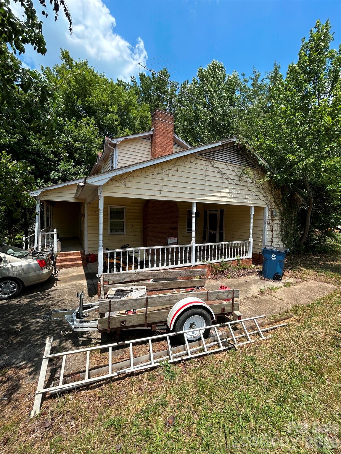 648 Tracy Lane