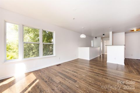 3623 Card Street Charlotte NC 28205