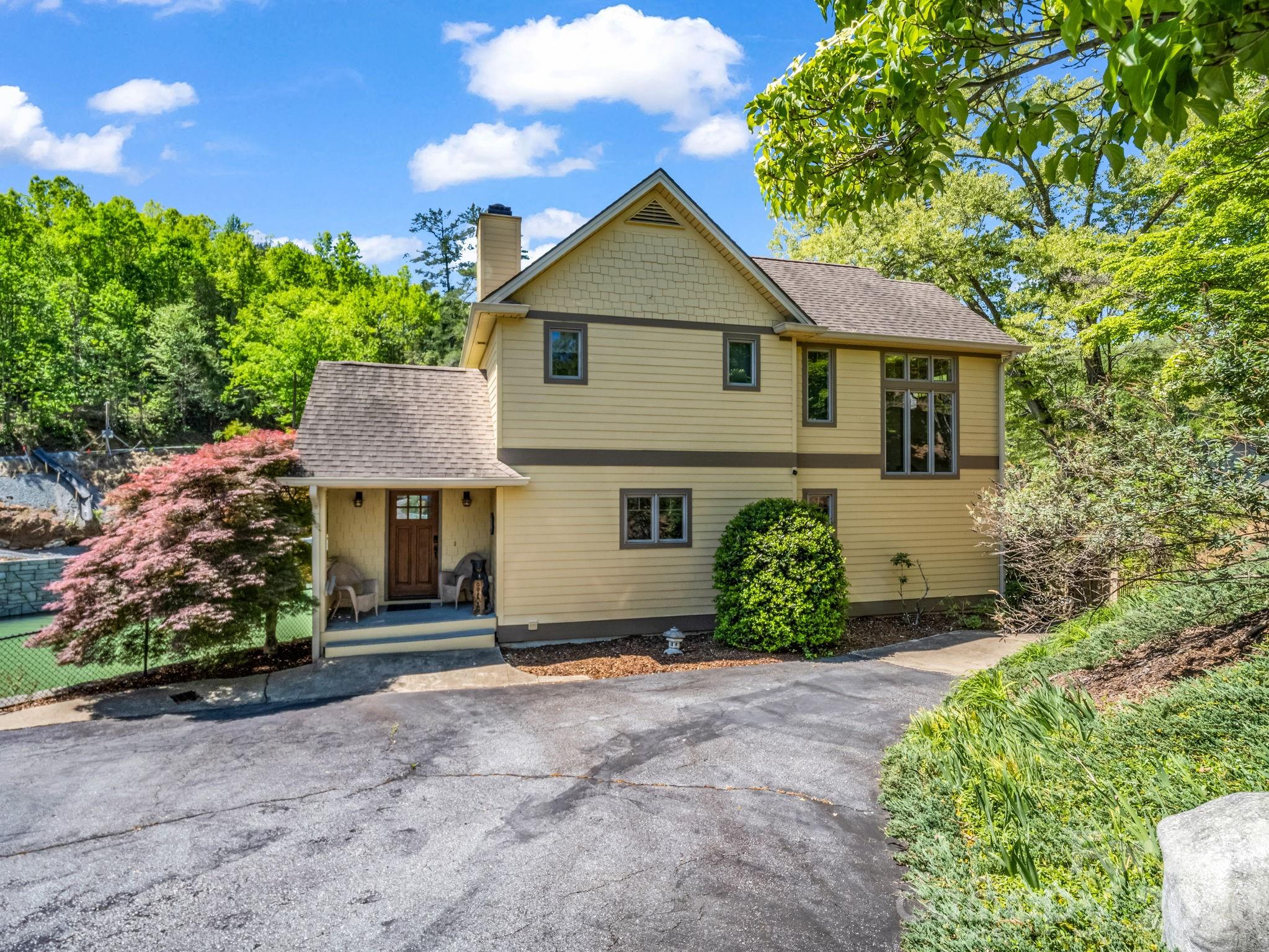 105 Tryon Bay Circle