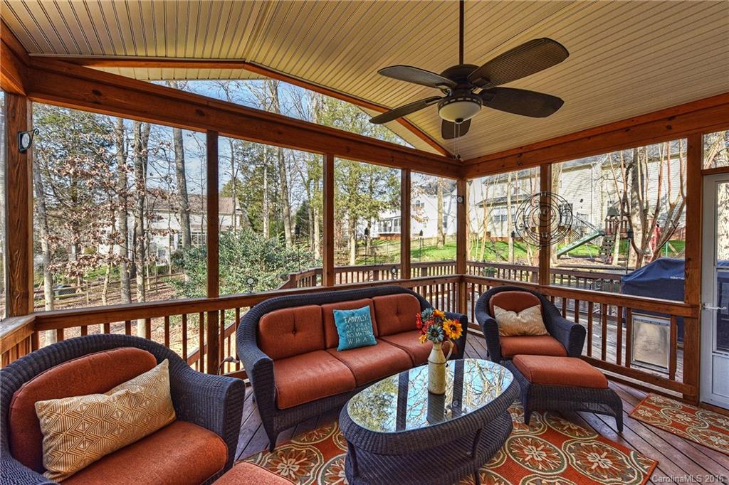 Hunter Oaks - Residential