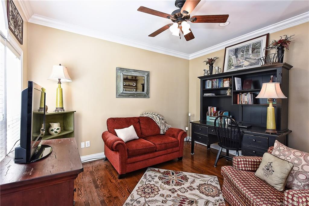 Hunter Oaks - Residential